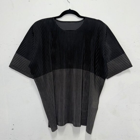 HOMME PLISSE ISSEY MIYAKE TWO TONE PLEATED T-SHIRT - Picture 1 of 5